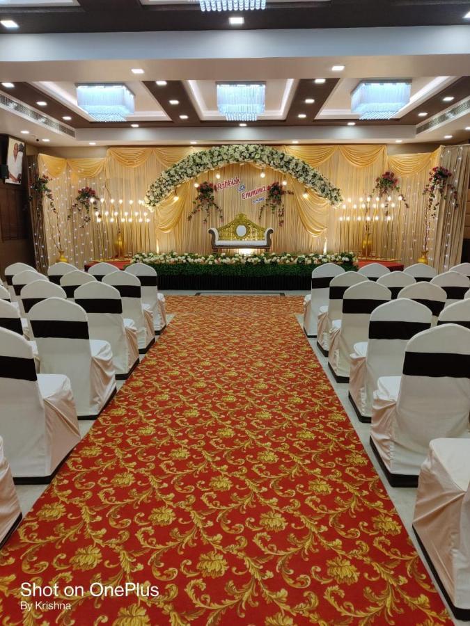 Sri Ram Hotel Tirunelveli Exterior foto